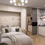 Renttogo - Prestige Czysta Apartment *