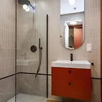 Apartment Renttogo - Prestige Czysta